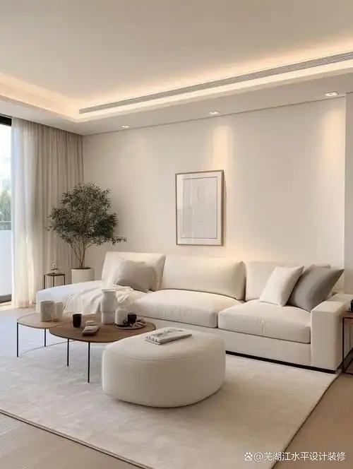 今天分享一套132㎡简约奶油风的三居室装修,整体以温柔的奶油色系为主