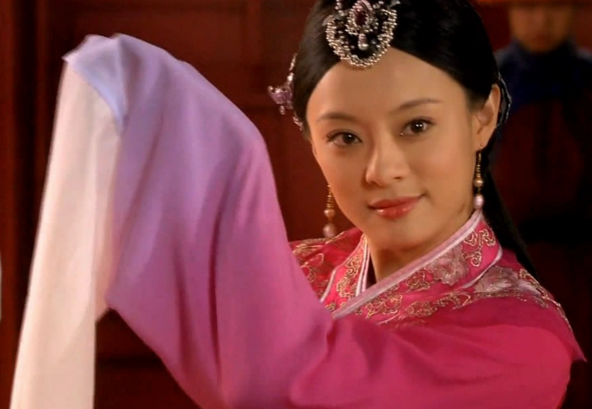 太甜蜜!孙俪与赵又廷对戏被一把搂入怀中,网友:不怕邓超吃醋?