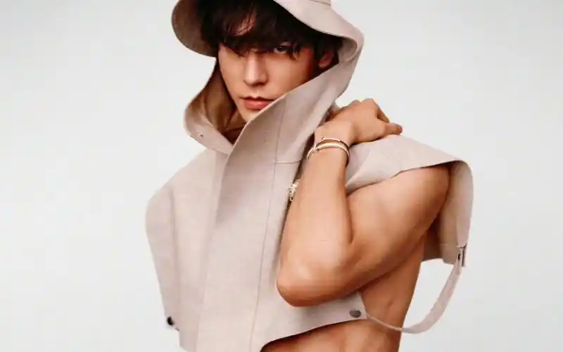 龚俊||cosmo花絮!会动的肌肉最好看!