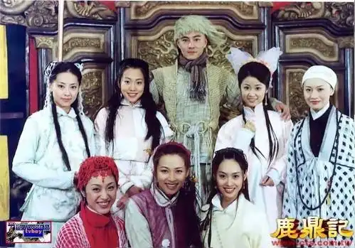 这在古盛产古装剧的2000年前后,是很难想象的.