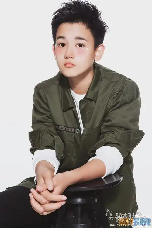 胡先煦,中国内地明星,明星胡先煦杂志写真