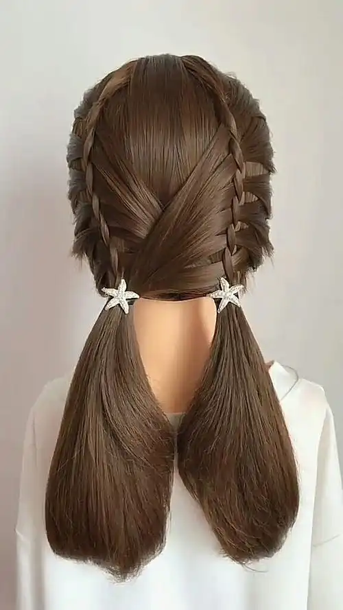 编发神器之466冬季喜欢戴帽子的女孩看过来,这样扎头发戴帽子是不是