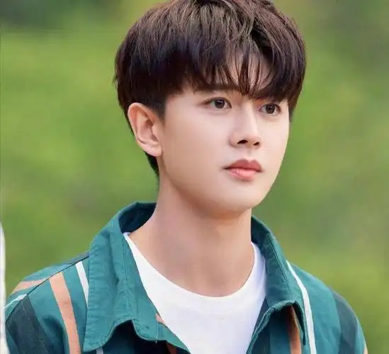 任嘉伦即使一辈子不出名我也不会丢下陪伴我多年的妻子聂欢