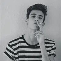 喝酒头像男生霸气十足_微信头像图片大全