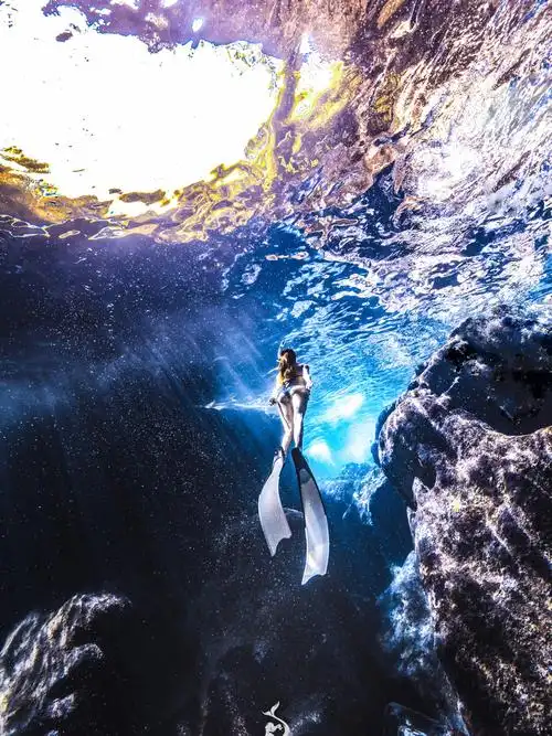 难道不是吗?#塞班岛水下写真 #自由潜水 #带着小红书去旅行