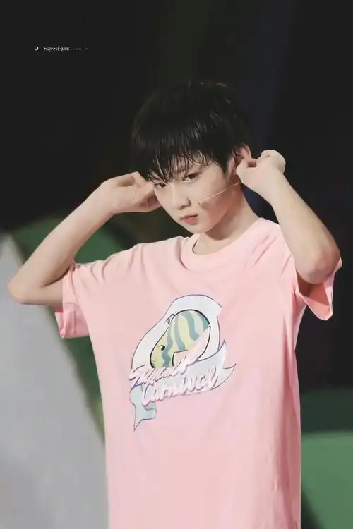 苍穹拥有无尽的闪耀和星辰十七岁生日快乐@时代少年团-刘耀文#刘耀文