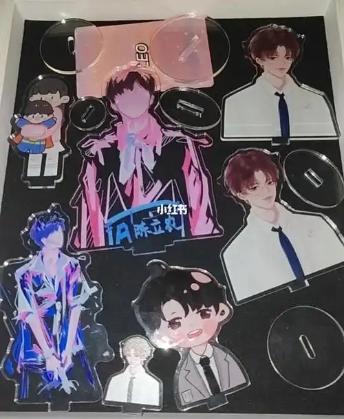 陈立农  #棉花娃娃  #手幅  #小卡  #立牌