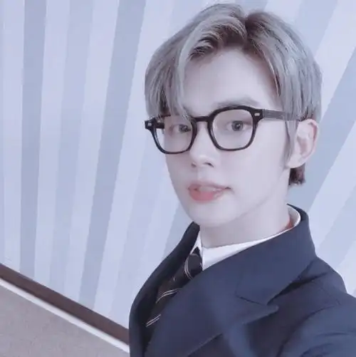 崔连准头像二传标注堆糖晗昏wink