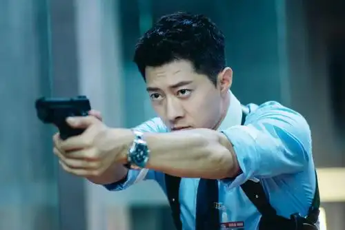 从"暴暴沈"到冷酷探员 《山河令》后不暴躁电视剧《风暴舞》讲述了某