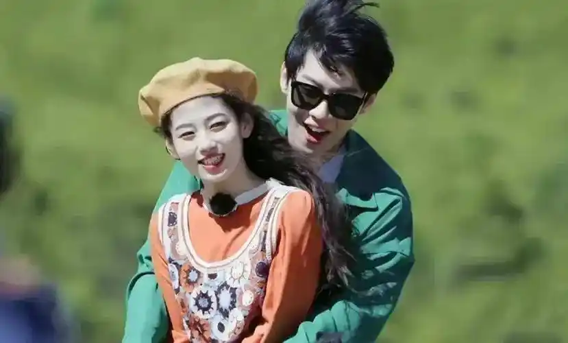 孙怡恋情曝光与00后海王搂在一块网友难怪被董子健扫地出门