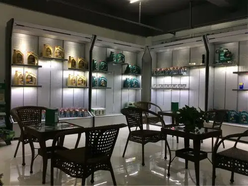 中信铭博嘉实多汽车护车保养站保养,快修,精洗,翻新,汽车美容