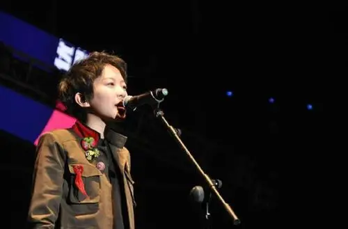 窦靖童唱歌(窦靖童唱歌好听吗)