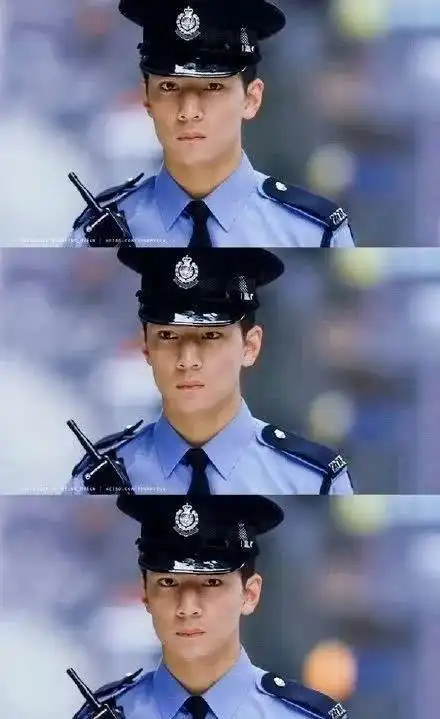 口碑君一开始知道吴彦祖是在电影《新警察故事》里,他将反派关祖那痞