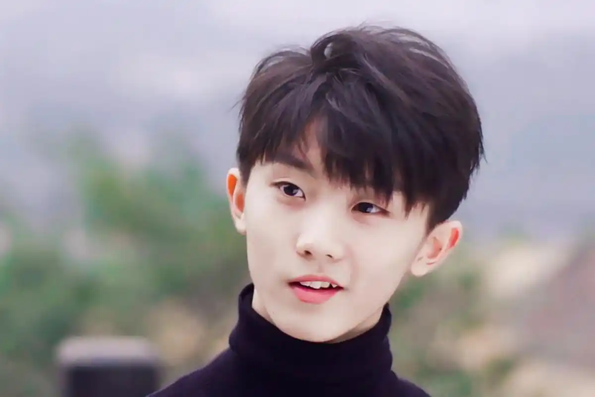 电脑壁纸 明星 大陆明星 完美少年马嘉祺