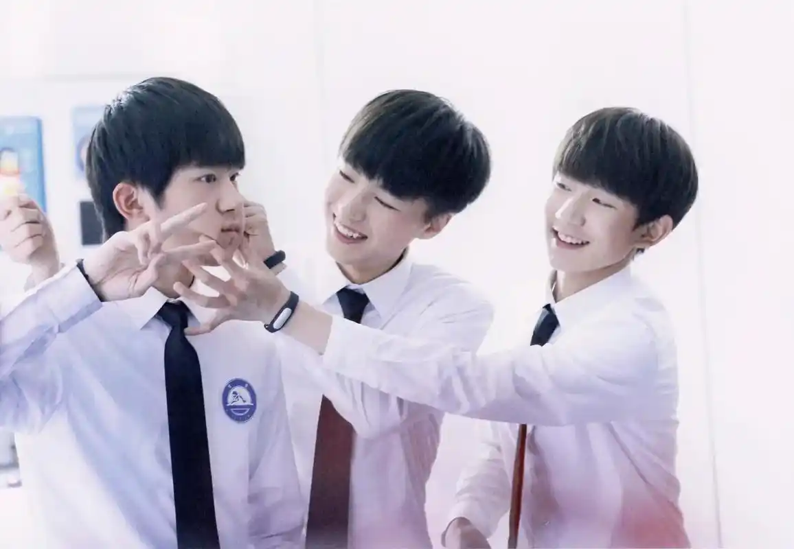 我以为忘了想念#tfboys #合照 - 抖音