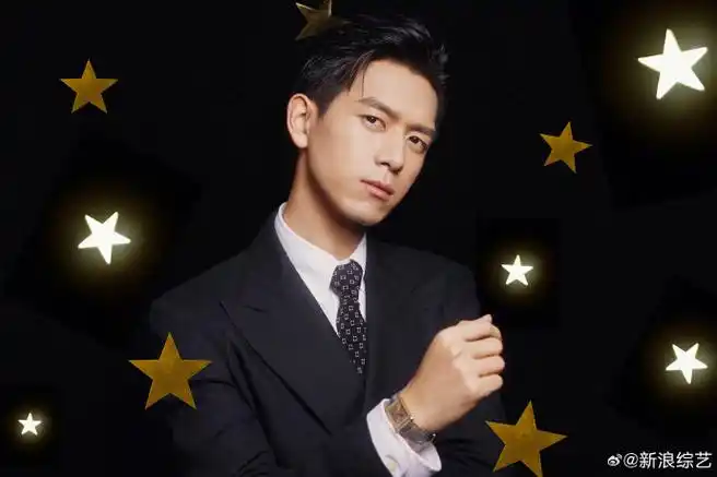 李现湖南跨年晚会造型##李现湖南跨年晚会出发图##湖南卫视跨年晚