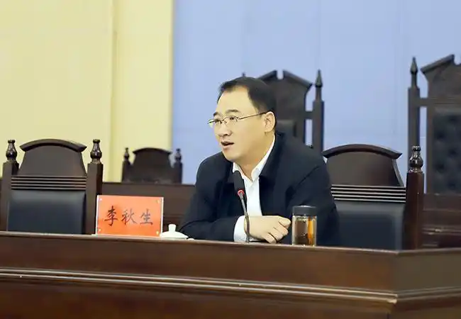 领导干部大讲堂第二期暨温县县委中心组理论学习第十六次扩大会议召开