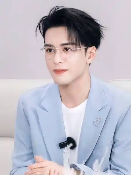 帕莎β钛轻翼系列##prsr帕莎眼镜品牌代言人曾舜晞##prsr帕莎眼