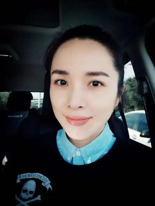 3,李佳:名气欠缺的云南美人