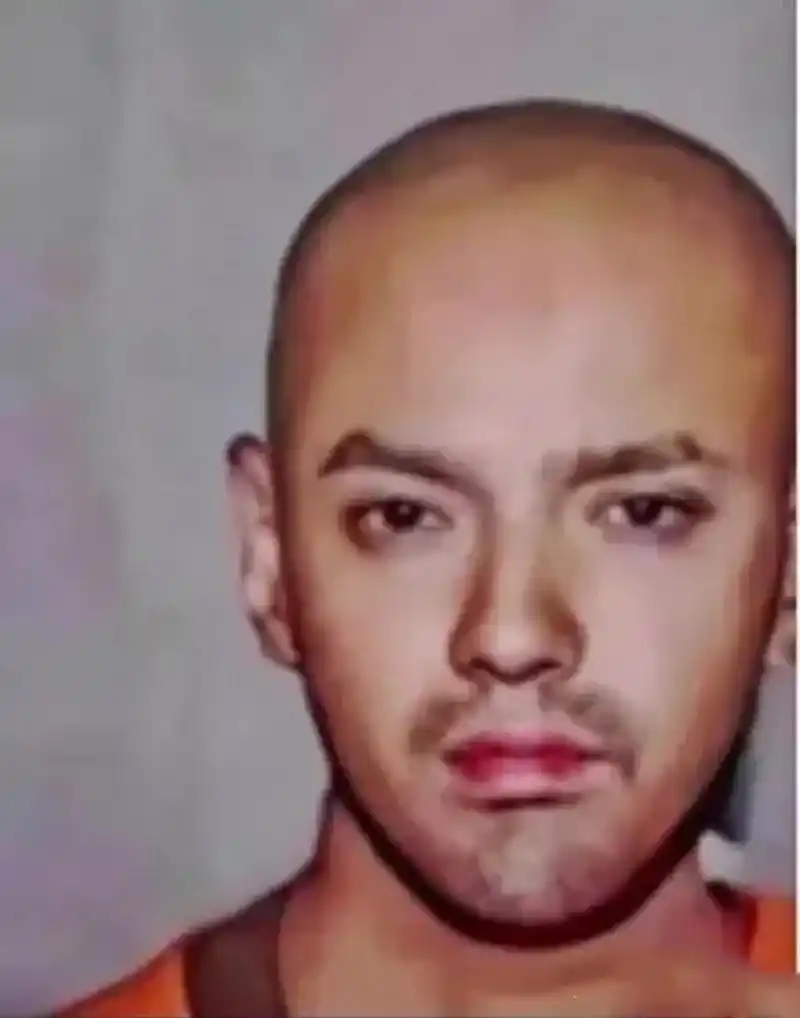 吴亦凡狱中照片疑似曝光,发福严重老了十岁,好恐怖.