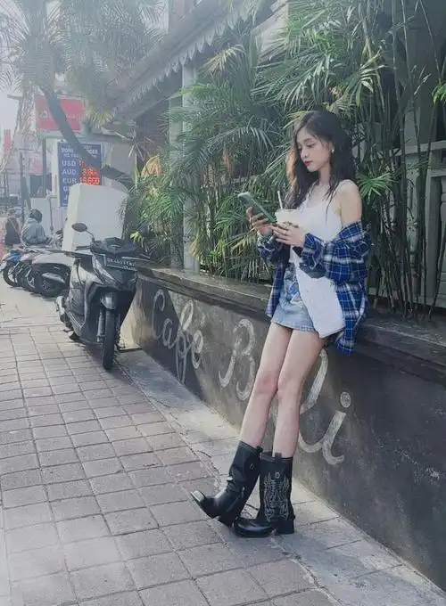 穿这个款式的鞋子,确定不捂脚的吗.