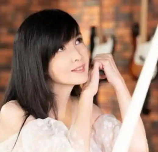 原创原创56岁周慧敏近照曝光脸蛋无皱纹冻龄似少女结婚16年至今无子