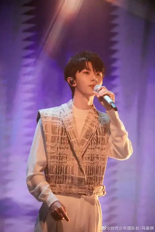 有被马嘉祺最新晒出的《声生不息宝岛季》剧照排版美到!-避实击虚网