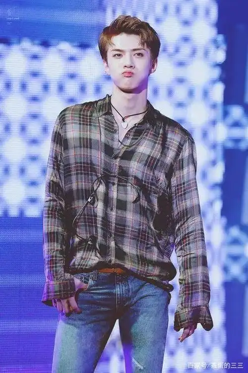 exo吴世勋图集:奶包的可爱挂