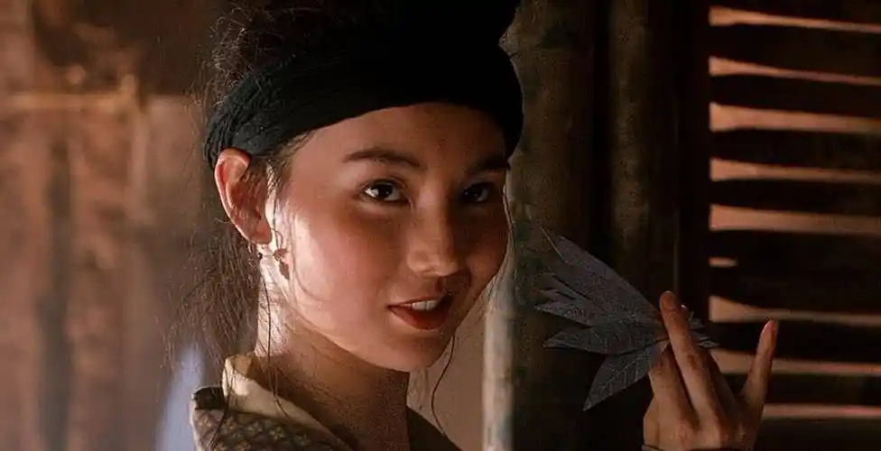 张曼玉评分最高的6部影片:《青蛇》排名第5,第一名至今未被超越_电影