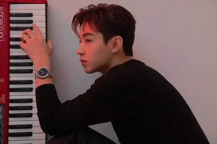 我想要刘宪华的高清电脑壁纸姐妹们能办到吗