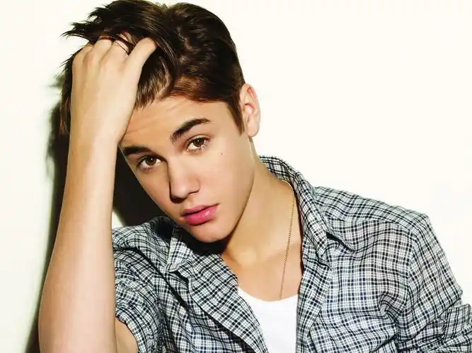 贾斯汀·比伯,justinbieber,欧美,美男,写真,明星,贾斯汀·比伯壁纸