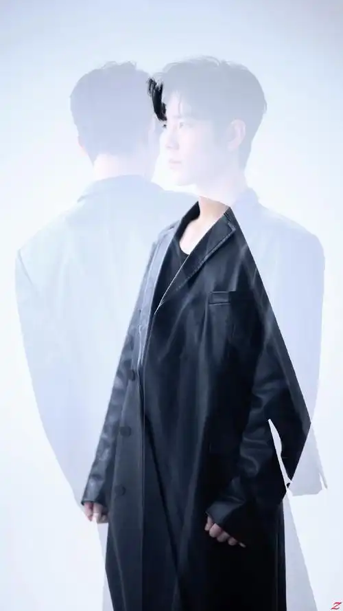 日常见肖战##肖战工作室发了两个肖战#    原图壁纸    @x玖少年团肖