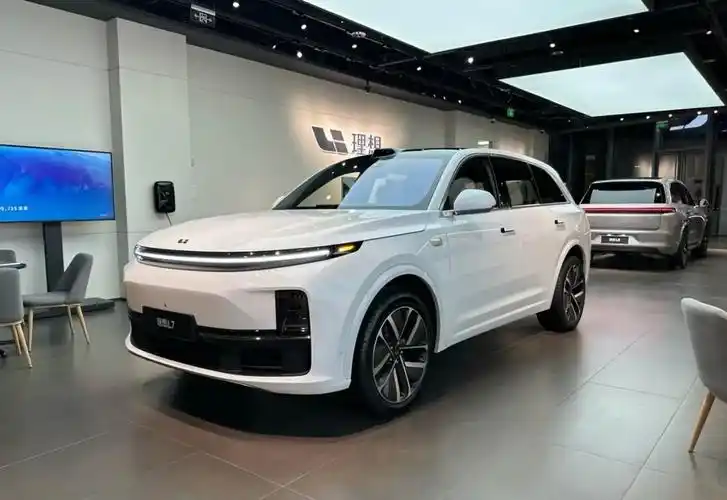 2024年4月18日,理想汽车全新五座suv车型——理想l6(图片|配置|询价)