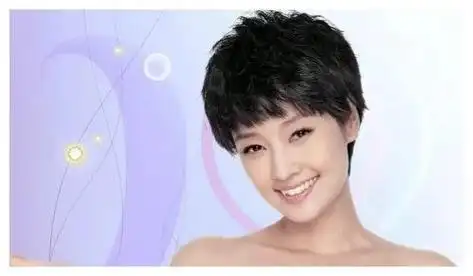 马伊琍演绎传奇女王散发星光魅力璀璨无双