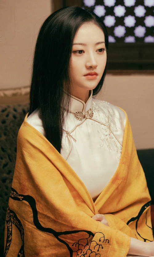 《司藤》景甜口红色号来了!张彬彬车牌号的2个寓意,甜到流鼻血