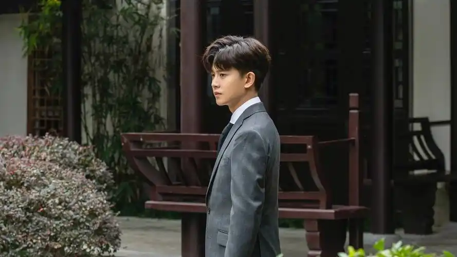 任嘉伦好帅__财经头条