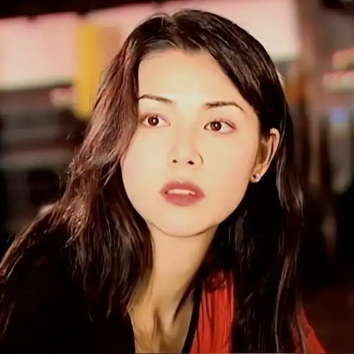 港风女星头像更新几张氛围感很强的美女