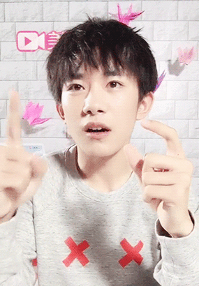 易烊千玺大挑战:小奶狗和小狼狗的无缝切换,你能捱到底几张?