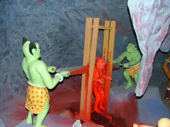 金山寺十八层地狱实拍(图) 胆小,心脏病,小孩误进后果自负