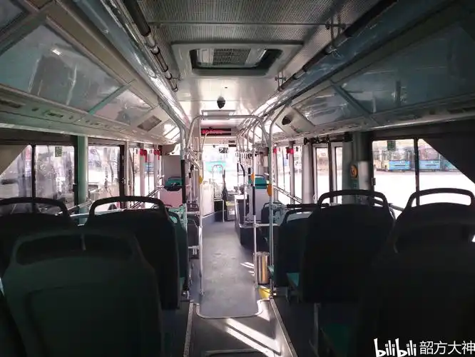 带你探寻德州公交首批银隆广通客车