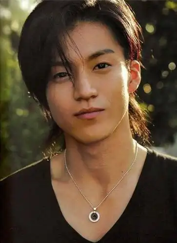 小栗旬在岛国是top级别吗