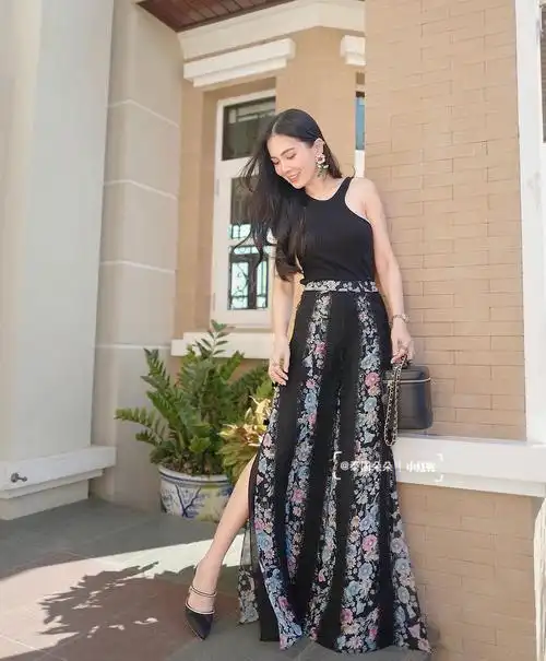 泰国网红妈妈日常穿搭分享