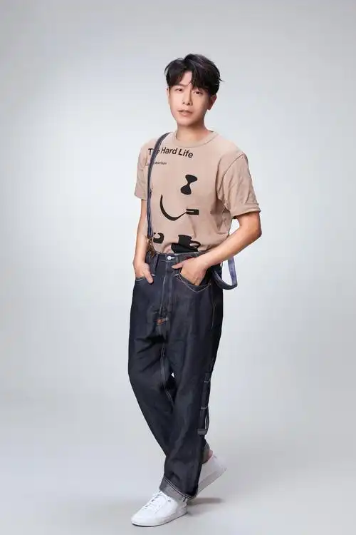 韦礼安全新演绎bobdylan经典英文单曲〈mr.