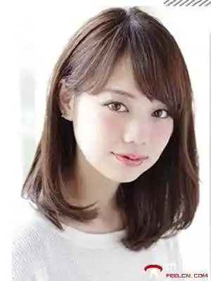 菱形脸适合的发型图片