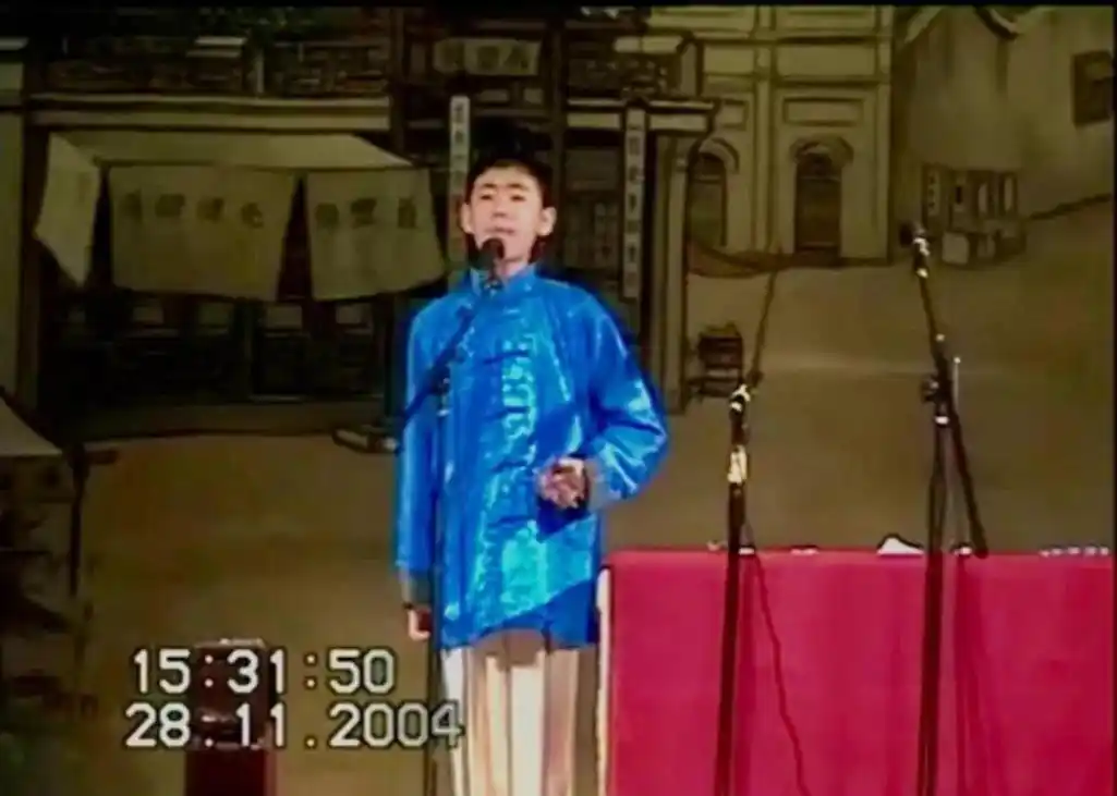 张云雷:我死也没想到,你们会带荧光棒来听相声