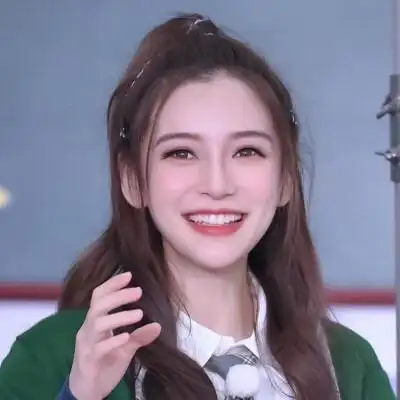 杨颖,迪丽热巴头像