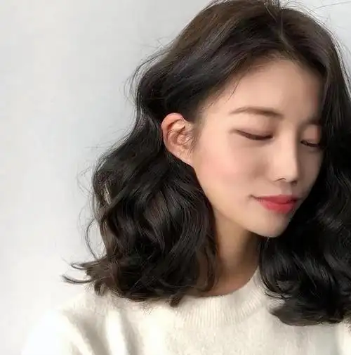 18岁适合什么卷发图片,最帅的男士发型,百变时尚很精神,18到40岁左右