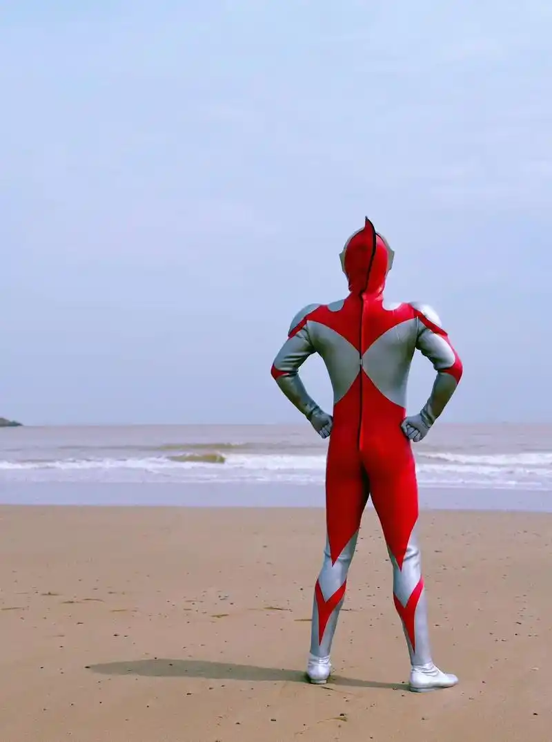 奥特曼皮套 #cosplay #紧身衣 - 抖音