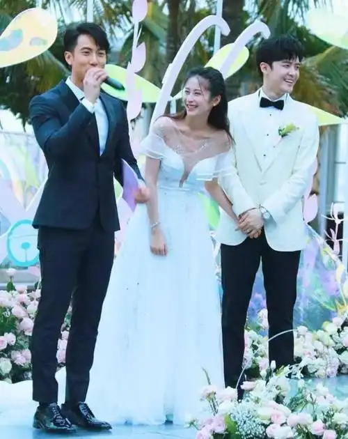 回顾颖儿:与付辛博甜蜜相爱,婚后aa制备受争议,今爱情事业双丰收