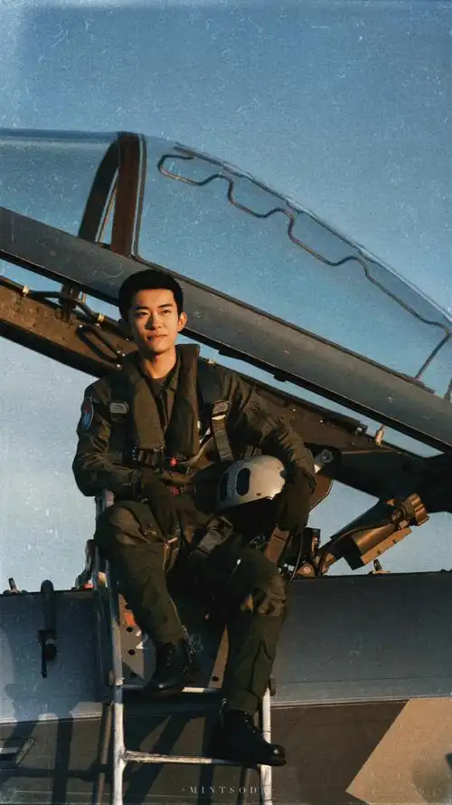 "我叫向未来"#四字 易烊千玺 yyqx 四字弟弟